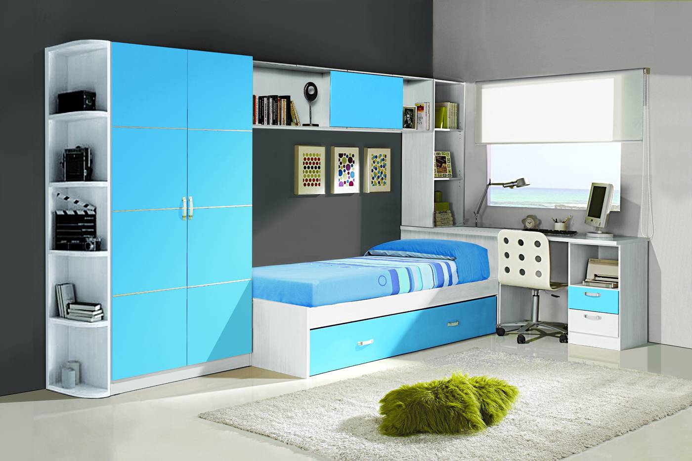Habitación juvenil: Mesa, cama, estantes y altillo con puerta corredera