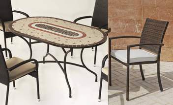 Conjunto Mosaico Malaya-Bahia de Hevea - Conjunto de forja color marrón: mesa ovalada con tablero mosaico de 150 cm + 4 sillones de ratán.
