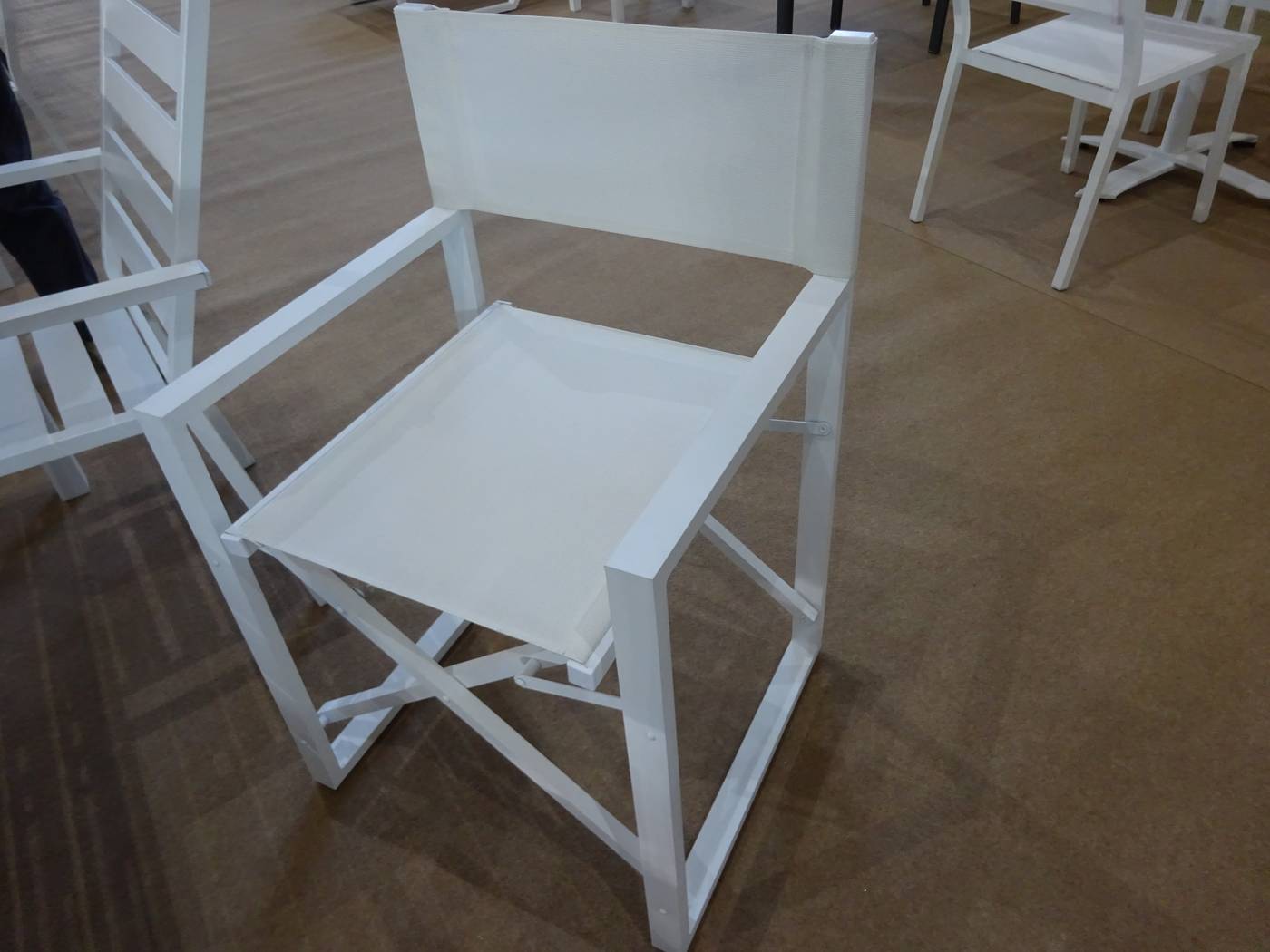 Sillón de Director de aluminio plegable color blanco o antracita, con asiento y respaldo de textilen