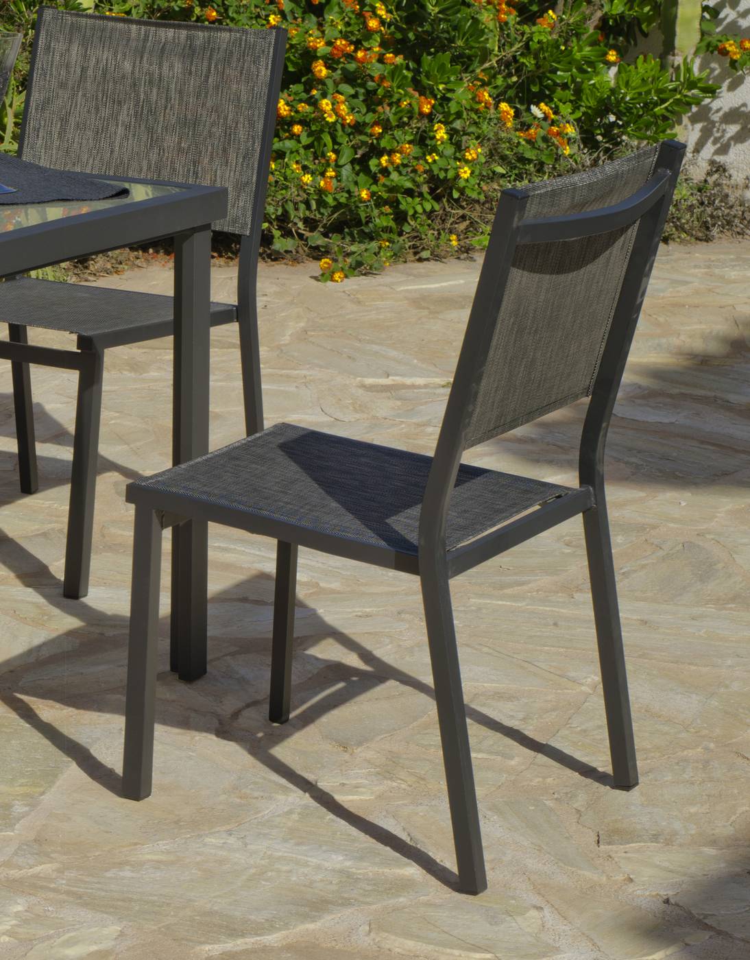 Conjunto Aluminio Horizon 70-4 - Conjunto de aluminio color antracita: mesa cuadrada de 70 cm. + 4 sillas de aluminio y textilen