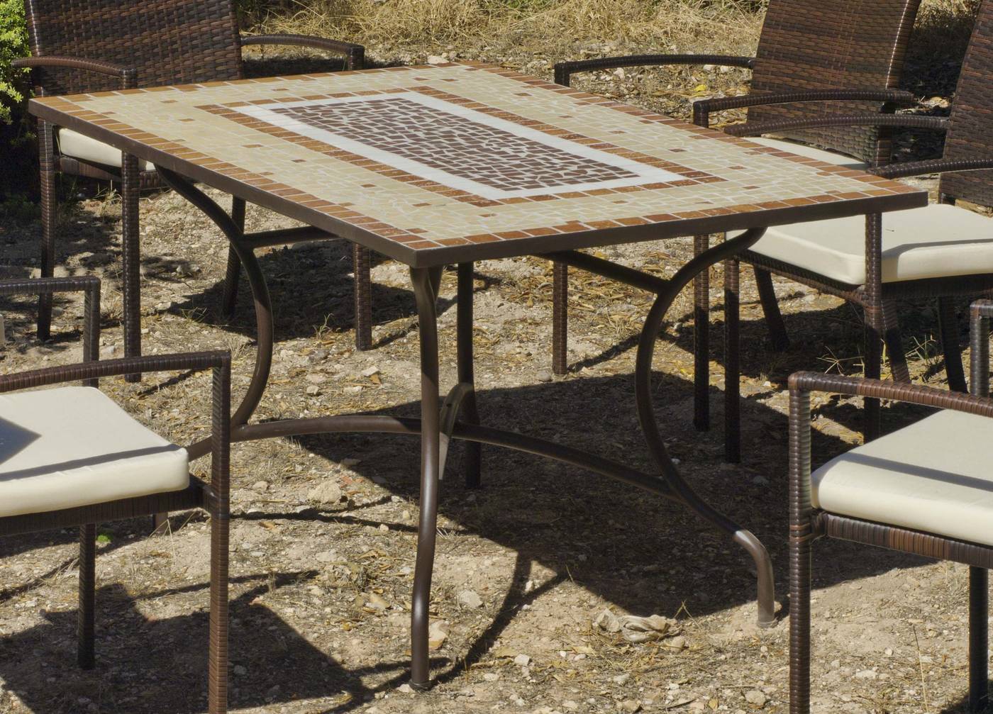 Set Mosaico Mara/Bahia-150/4+4 - 1 mesa + 4 sillones + 4 cojines. Mesa válida para 6 sillones.