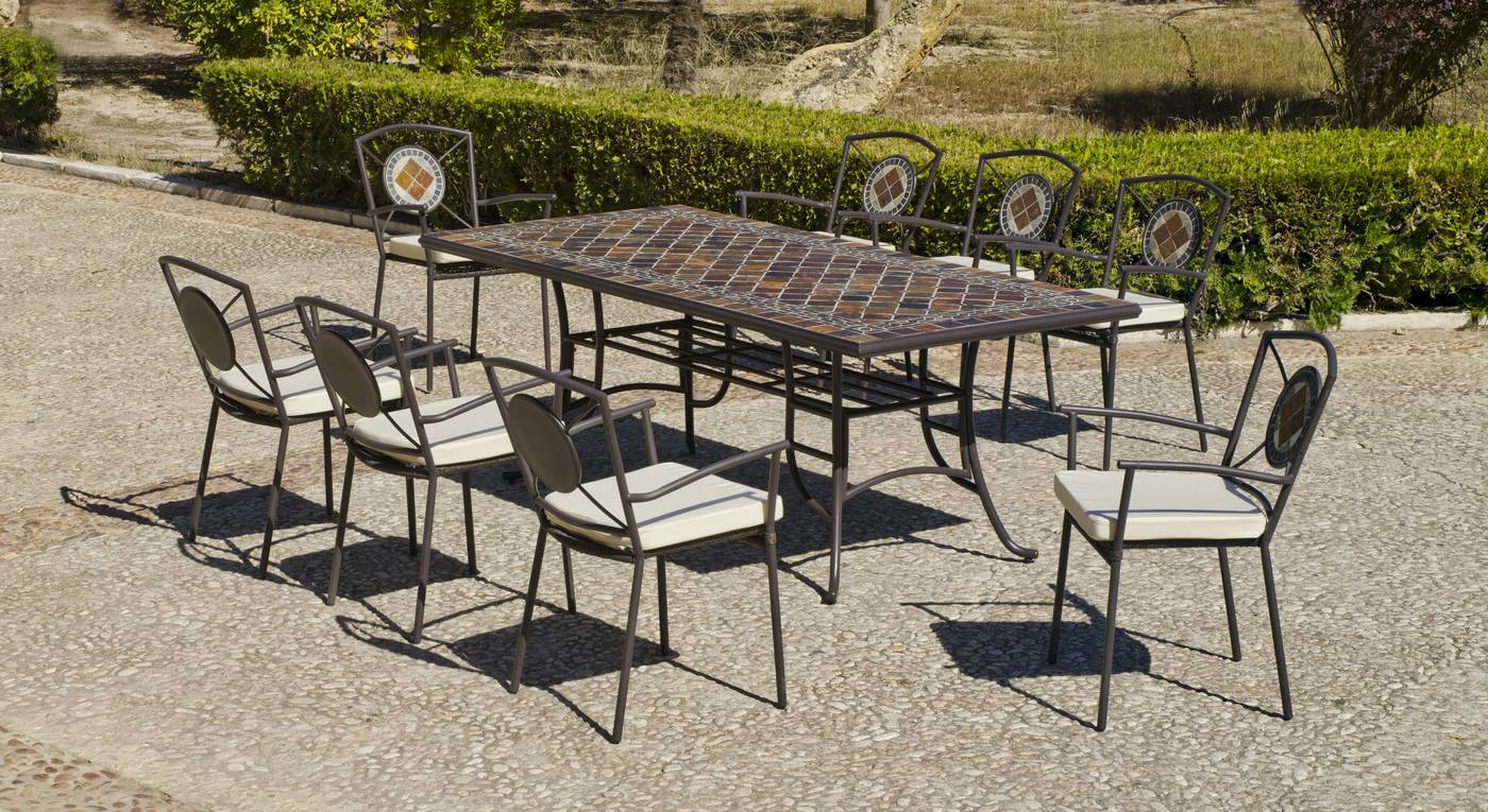 Conjunto lujoso de forja para jardín: 1 mesa con panel mosaico de pizarra + 8 sillones de forja + 8 cojines