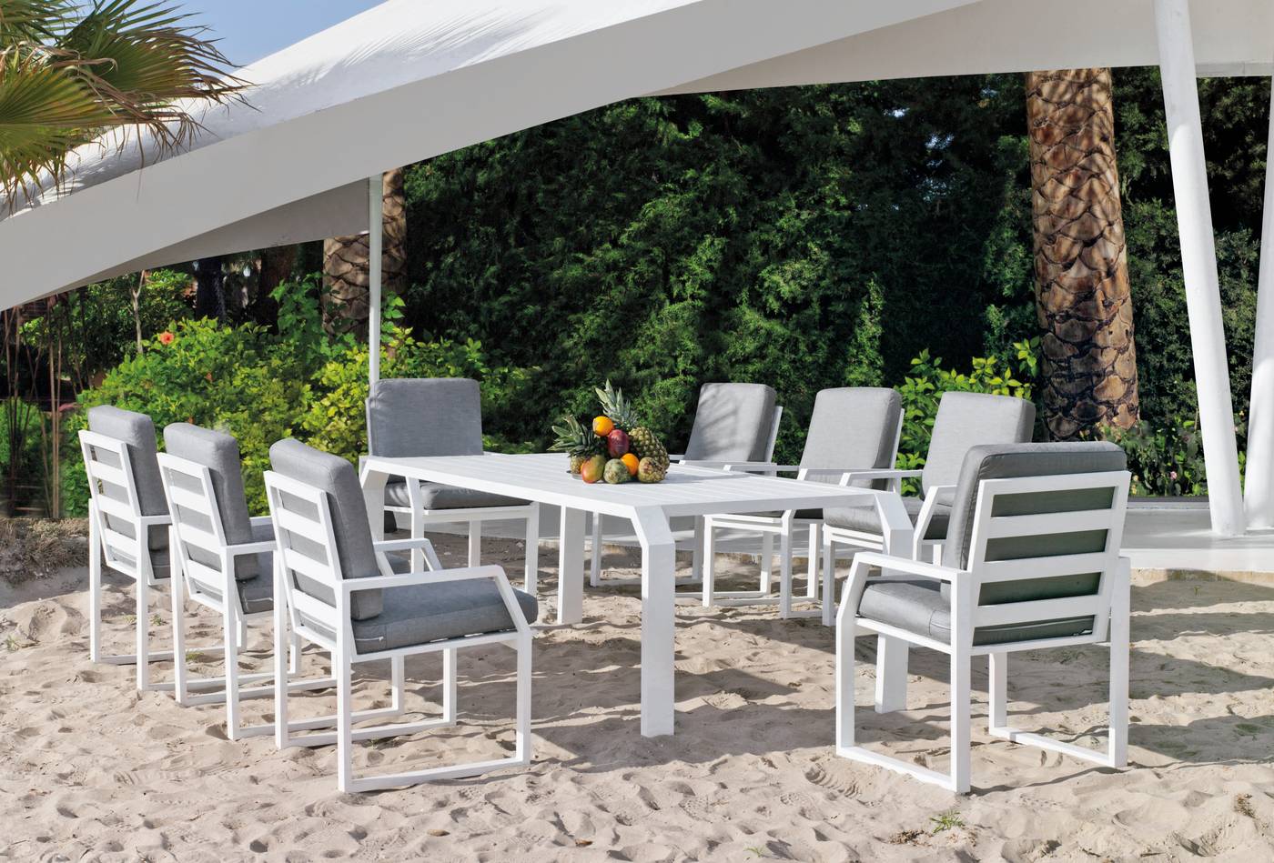 Conjunto de aluminio luxe: Mesa de comedor de 240 cm. + 8 sillones + cojines. Disponible en color blanco, antracita, champagne, plata o marrón.