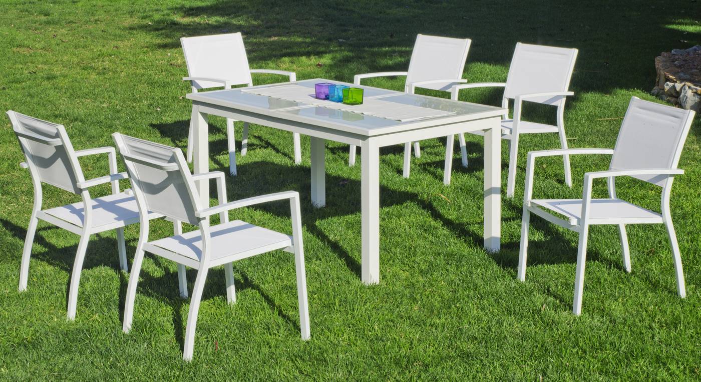 Conjunto aluminio color blanco: mesa extensible 150 a 200 cm. + 6 sillones apilables