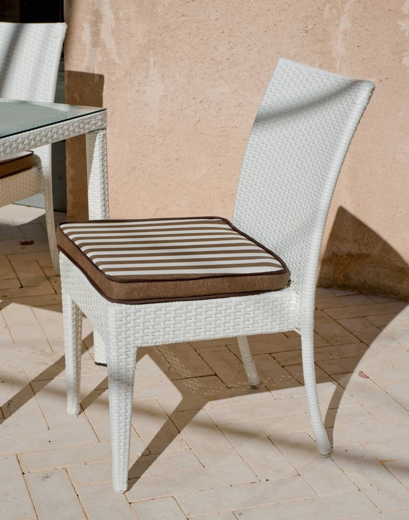 Conjunto Ratán Sint. Villa-120 - Conjunto de jardín: mesa de 120 cm. con tapa de cristal templado y 4 sillas con cojines