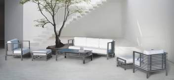 Set Aluminio Grinvil-10 de Hevea - Conjunto luxe de aluminio: sofá de 3 plazas + 2 sillones + 1 mesa de centro + 2 reposapiés. De color blanco, antracita, marrón, champagne o plata.