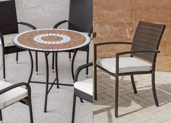 Conjunto Mosaico Malaga-Bahia de Hevea - Conjunto de forja color marrón: mesa circular con tablero mosaico de 90 cm + 4 sillones de ratán sintético.