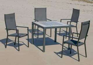 Set Góndola-90-4 Janeiro de Hevea - Conjunto de aluminio color antracita: Mesa cuadrada con tablero mosaico de 90 cm + 4 sillones altos de textilen.