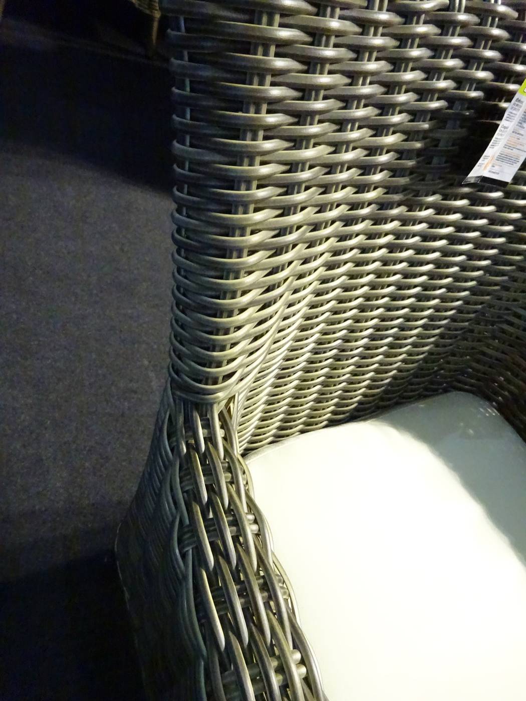 Set Ratán Borsalino Mesa O140 y 6 sillones - Conjunto de médula sintética calidad extra: mesa redonda de 140 cm.  con tapa de cristal templado + 6 sillones con cojín