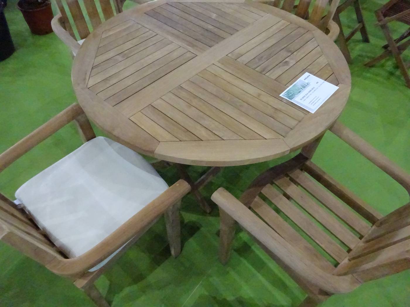 Conjunto Teka Seroni-King 120-4 - Conjunto de madera de teka: 1 mesa redonda plegable 120 cm. + 4 tumbonas con cojines