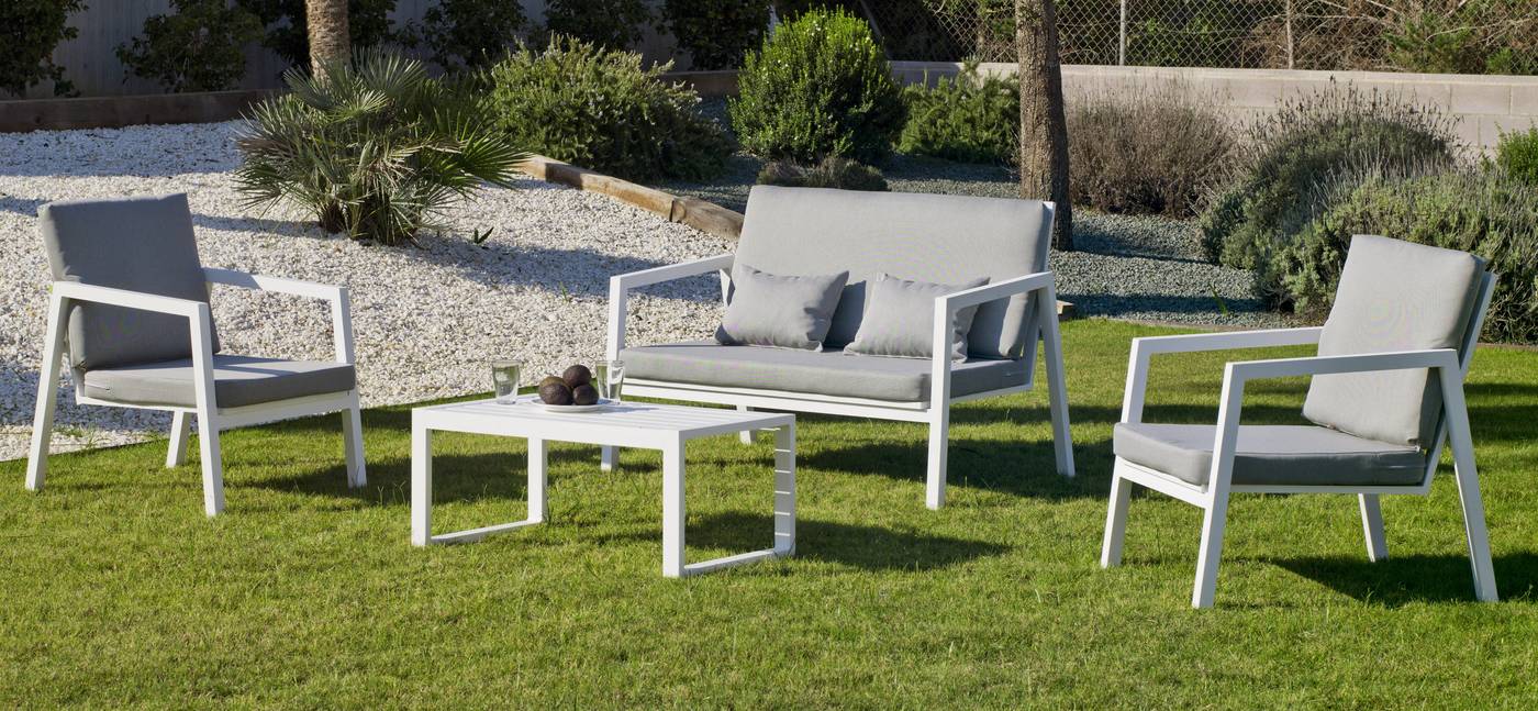 Conjunto de aluminio apilable: 1 sofá de 2 plazas + 2 sillones + 1 mesa de centro. Disponible en color blanco, antracita, champagne, plata o marrón.