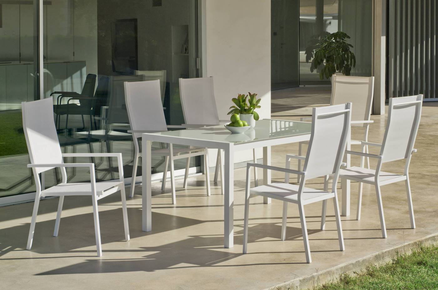 Set Aluminio Córcega-Janeiro 160-6 - Conjunto aluminio para jardín: Mesa rectangular 160 cm + 6 sillones altos de textilen. Disponible en color blanco, plata y antracita.