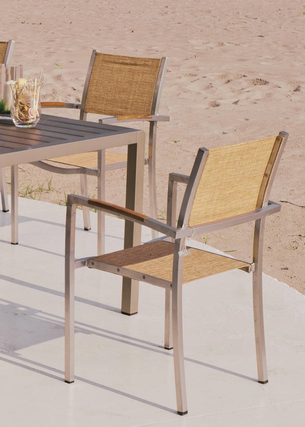 Set Camelia Natural Viena - Conjunto color plata: Mesa de aluminio con tablero de lamas de aluminio + 4 sillones de acero inoxidable y textilen.